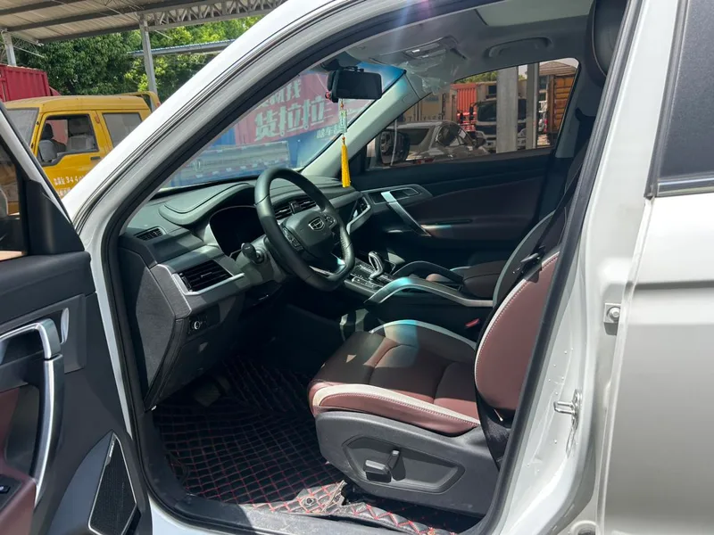 Geely Boyue 2022 1.8TD DCT Тип Чжия интерьер фото 8 Geely Boyue 2022 1.8TD DCT Тип Чжия интерьер фото 8