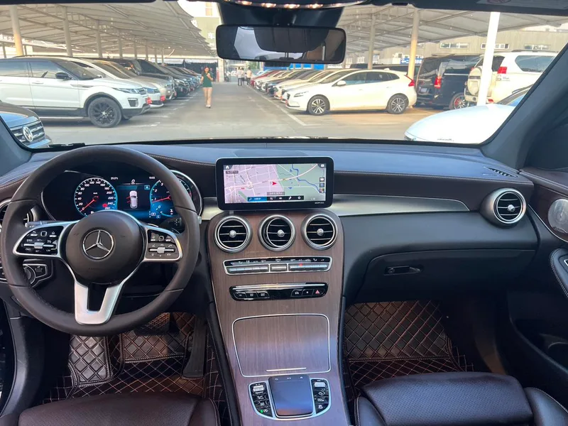 Mercedes-Benz GLC 2021 GLC 300 L 4MATIC Dinámico exterior foto 7 Mercedes-Benz GLC 2021 GLC 300 L 4MATIC Dinámico exterior foto 7