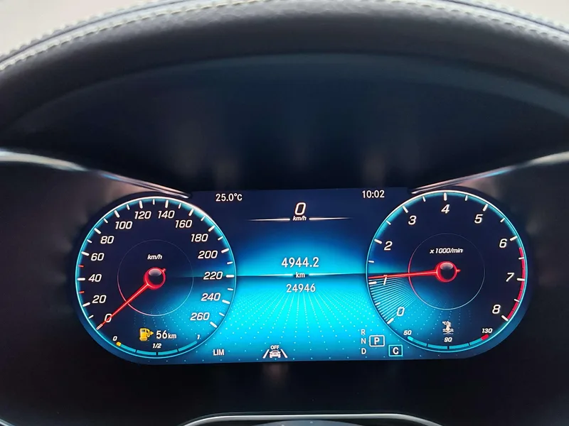 Mercedes-Benz GLC 2022 GLC 300 L 4MATIC Dynamic Zhenzang Edition interior photo 12 Mercedes-Benz GLC 2022 GLC 300 L 4MATIC Dynamic Zhenzang Edition interior photo 12