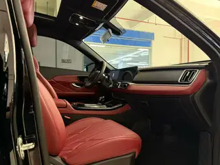 Jetour X70 PLUS 2025 1.5T 6DCT Elite-type 5 seat interior photo 9