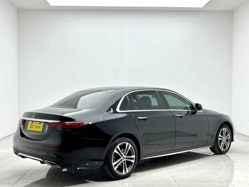Mercedes-Benz E-Class 2021 Reforma E 260 L Coche deportivo exterior foto 6 Mercedes-Benz E-Class 2021 Reforma E 260 L Coche deportivo exterior foto 6