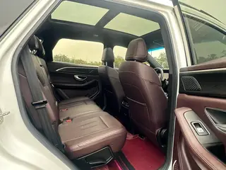 Jetour X90 2023 Zilong 2.0T DCT Changsheng Edition 7 seat interior photo 12 Jetour X90 2023 Zilong 2.0T DCT Changsheng Edition 7 seat interior photo 12