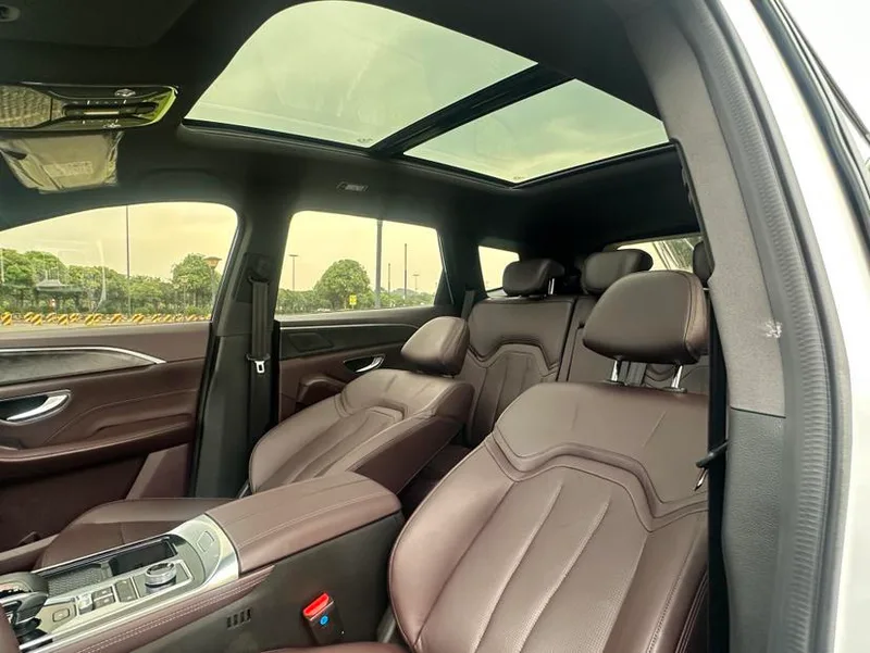 Jetour X90 2023 Zilong 2.0T DCT Changsheng Edition 7 seat interior photo 15 Jetour X90 2023 Zilong 2.0T DCT Changsheng Edition 7 seat interior photo 15