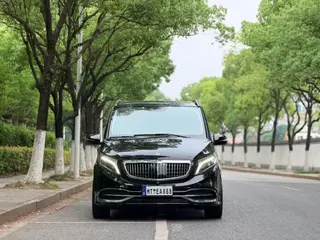 Mercedes-Benz V-Class 2021 V 260 Versión piloto exterior foto 2