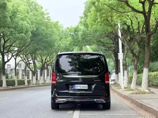 Mercedes-Benz V-Class 2021 V 260 Versión piloto interior foto 14