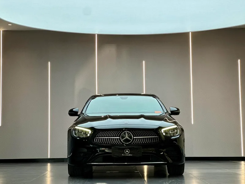 Mercedes-Benz E-Class 2022 Restyling E 300 L Luxury type sports car exterior photo 2