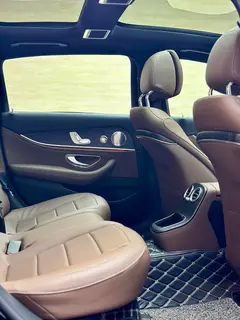 Mercedes-Benz E-Class 2022 Restyling E 300 L Luxury type sports car interior photo 10