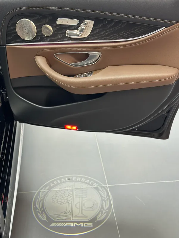 Mercedes-Benz E-Class 2022 Restyling E 300 L Luxury type sports car interior photo 11