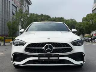 Mercedes-Benz C-Class 2022 Reforma C 200 L Versión deportiva exterior foto 2