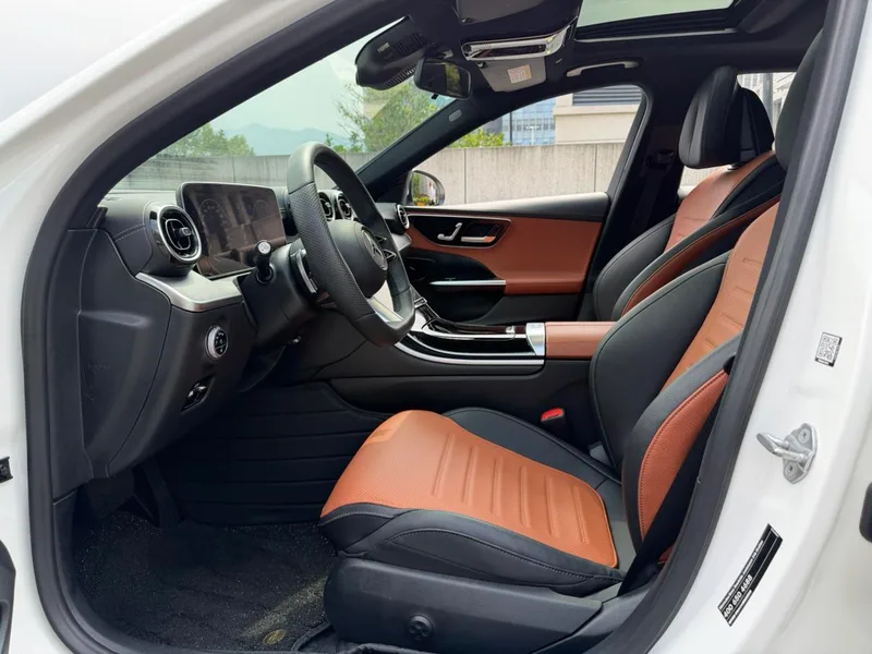 Mercedes-Benz C-Class 2022 Reforma C 200 L Versión deportiva exterior foto 4
