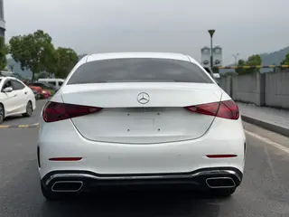 Mercedes-Benz C-Class 2022 Модификация C 200 L Спортивная версия интерьер фото 11