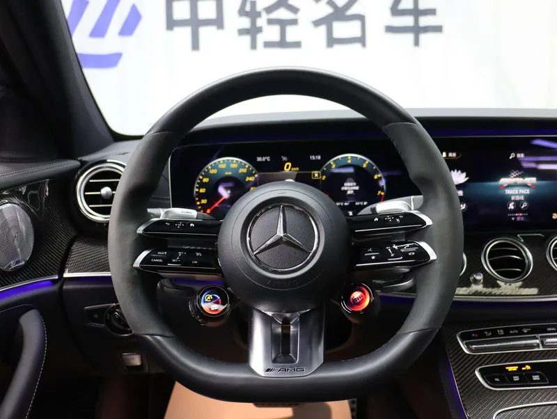 Mercedes-Benz Mercedes-AMG E-Class 2021 AMG E 63 S 4MATIC intérieur photo 13