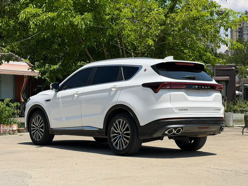 Jetour X70 PLUS 2023 Self-improvement version 1.5T DCT Self-improvement PRO 7 seat exterior photo 4