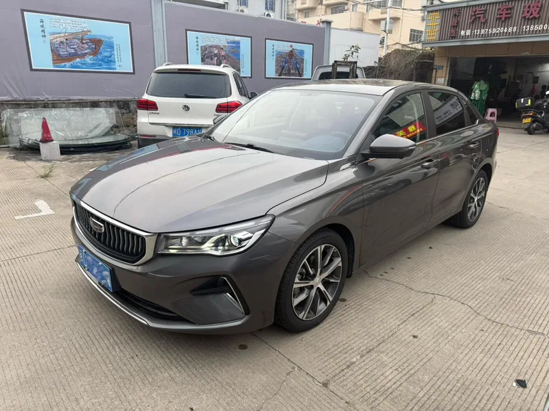 Geely Emgrand 2022 4th Gen 1.5L CVT Flagship exterior photo 1 Geely Emgrand 2022 4th Gen 1.5L CVT Flagship exterior photo 1