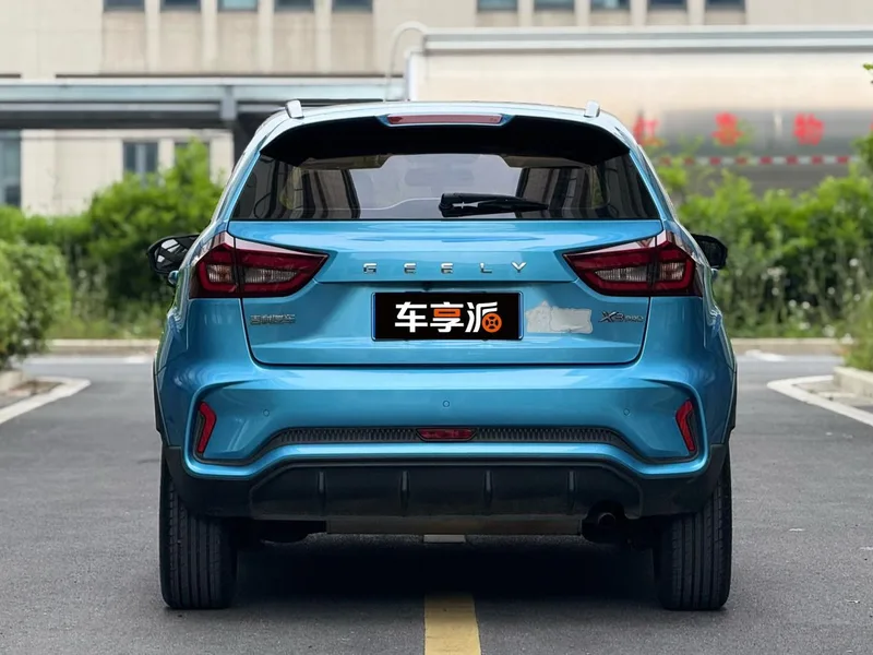 Geely Vision X3 2021 PRO 1.5L CVT Premium Trim interior photo 9 Geely Vision X3 2021 PRO 1.5L CVT Premium Trim interior photo 9