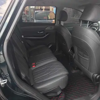 Jetour X90 PRO 2024 2.0TD DCT Version de luxe intérieur photo 7 Jetour X90 PRO 2024 2.0TD DCT Version de luxe intérieur photo 7