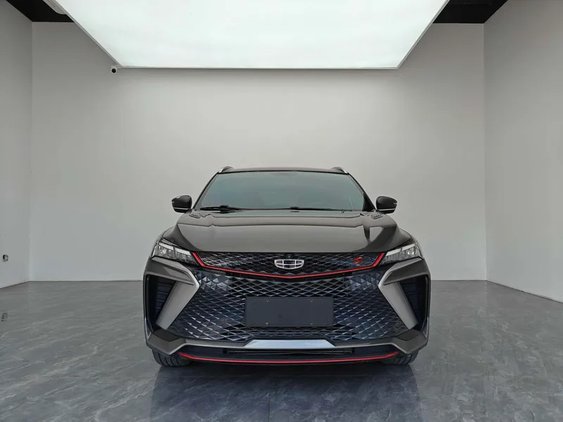 Geely Coolray 2023 Binyue COOL 1.5T DCT Edición campeona exterior foto 3 Geely Coolray 2023 Binyue COOL 1.5T DCT Edición campeona exterior foto 3