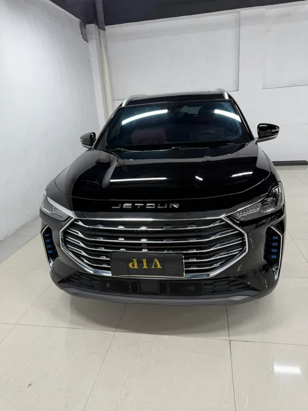 Jetour X70 PLUS 2023 Self-improvement version 1.5T DCT Self-improvement PRO 7 seat exterior photo 2 Jetour X70 PLUS 2023 Self-improvement version 1.5T DCT Self-improvement PRO 7 seat exterior photo 2