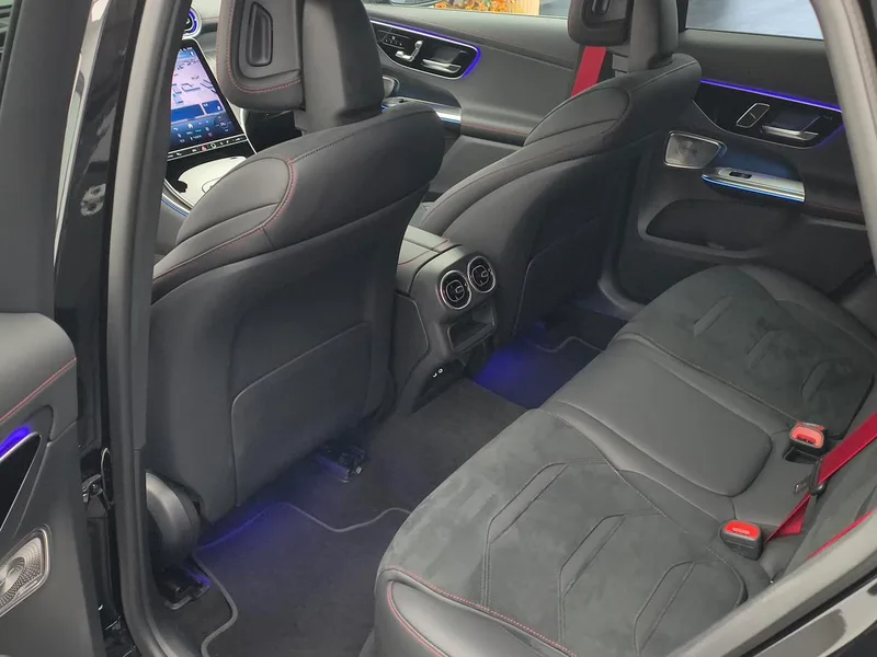 Mercedes-Benz GLC AMG 2025 AMG GLC 43 4MATIC interior photo 11 Mercedes-Benz GLC AMG 2025 AMG GLC 43 4MATIC interior photo 11