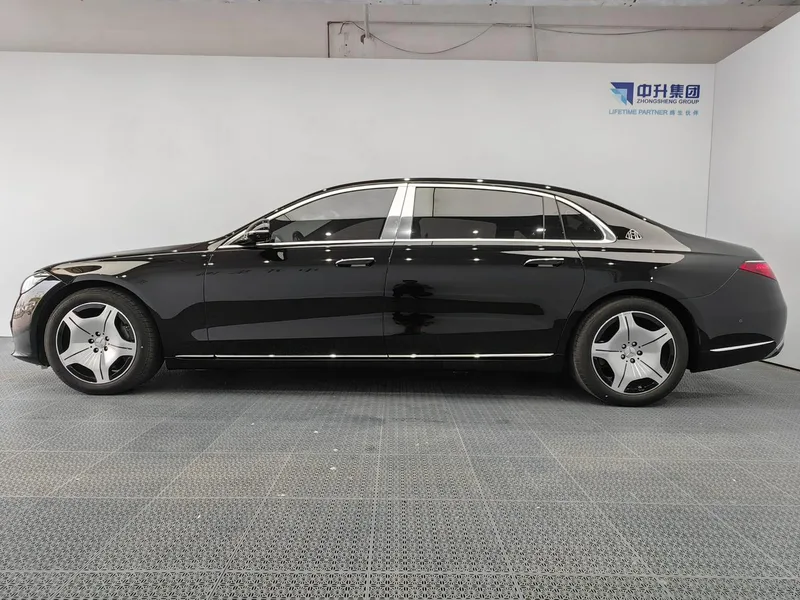 Mercedes-Benz Mercedes-Maybach S-Class 2023 S 480 4MATIC extérieur photo 7 Mercedes-Benz Mercedes-Maybach S-Class 2023 S 480 4MATIC extérieur photo 7