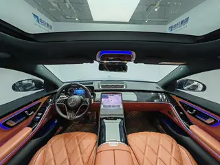 Mercedes-Benz Mercedes-Maybach S-Class 2023 S 480 4MATIC extérieur photo 10 Mercedes-Benz Mercedes-Maybach S-Class 2023 S 480 4MATIC extérieur photo 10