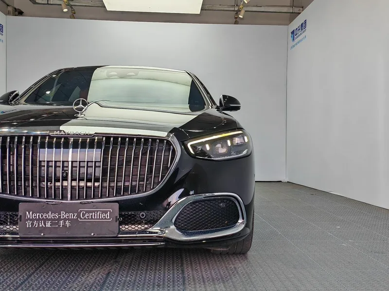 Mercedes-Benz Mercedes-Maybach S-Class 2023 S 480 4MATIC intérieur photo 19 Mercedes-Benz Mercedes-Maybach S-Class 2023 S 480 4MATIC intérieur photo 19
