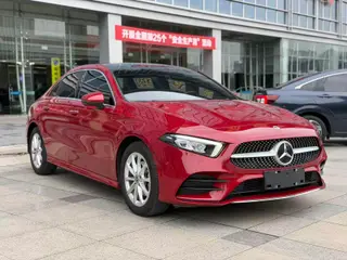 Mercedes-Benz A-Class 2019 A 200 L Sports sedan advanced special edition exterior photo 3 Mercedes-Benz A-Class 2019 A 200 L Sports sedan advanced special edition exterior photo 3