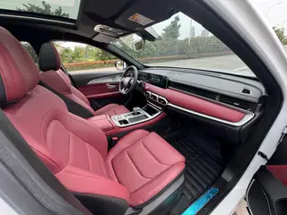 Jetour X70 PLUS 2023 Versión de superación personal 1.5T DCT Superación personal PRO 7 Asiento interior foto 8 Jetour X70 PLUS 2023 Versión de superación personal 1.5T DCT Superación personal PRO 7 Asiento interior foto 8
