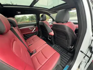 Jetour X70 PLUS 2023 Versión de superación personal 1.5T DCT Superación personal PRO 7 Asiento interior foto 9 Jetour X70 PLUS 2023 Versión de superación personal 1.5T DCT Superación personal PRO 7 Asiento interior foto 9