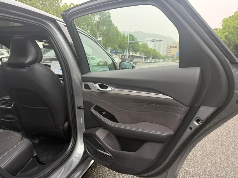 Geely Preface 2026 2.0T Oriental Yao Version Wangyue intérieur photo 12 Geely Preface 2026 2.0T Oriental Yao Version Wangyue intérieur photo 12