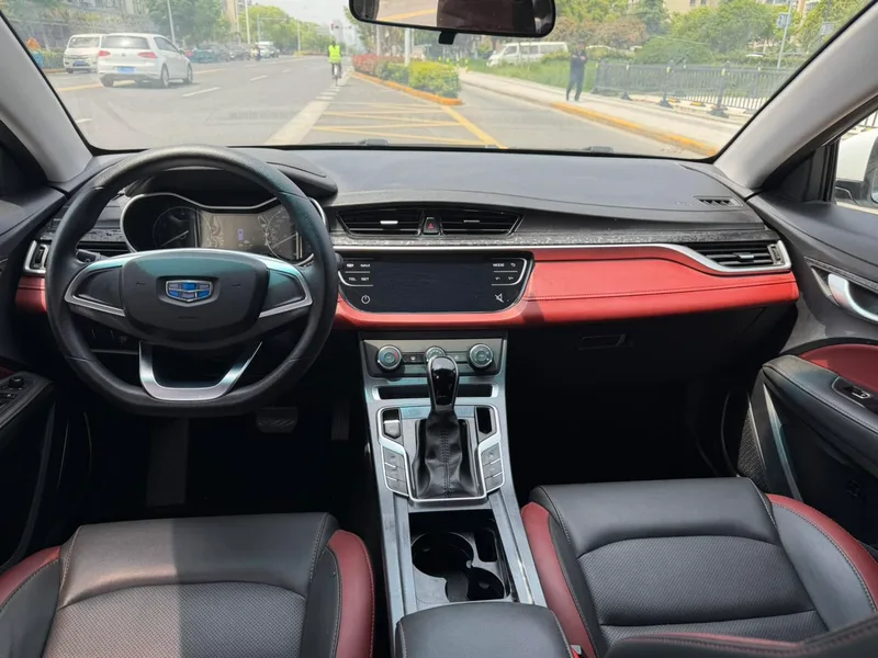 Geely Vision S1 2019 Versión mejorada 1.5L CVT Versión de los Juegos Asiáticos interior foto 6 Geely Vision S1 2019 Versión mejorada 1.5L CVT Versión de los Juegos Asiáticos interior foto 6