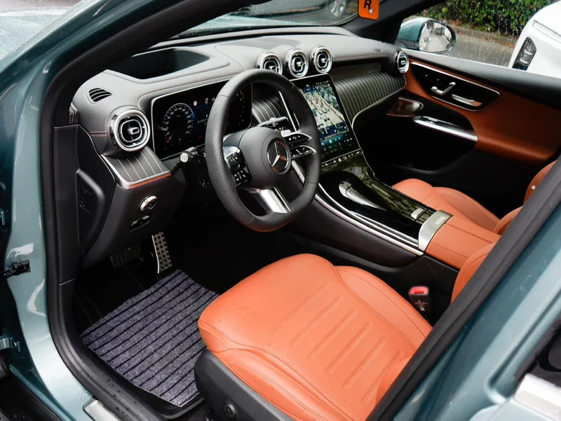 Mercedes-Benz GLC 2025 GLC 300 L 4MATIC De lujo 5 Asiento interior foto 11