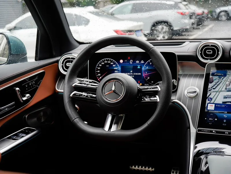 Mercedes-Benz GLC 2025 GLC 300 L 4MATIC De lujo 5 Asiento interior foto 15
