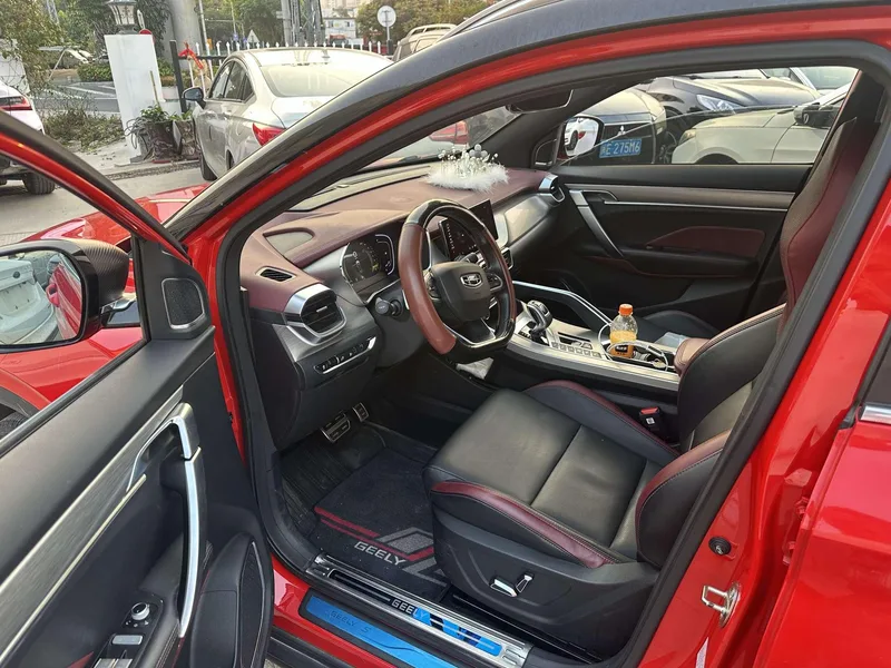 Geely Coolray 2019 Sports style 260T DCT Battle Country VI interior photo 7