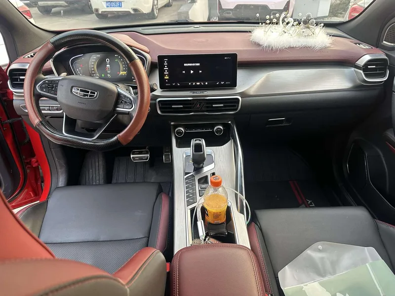 Geely Coolray 2019 Sports style 260T DCT Battle Country VI interior photo 8