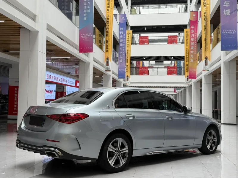 Mercedes-Benz C-Class 2022 C 200 L Sports version exterior photo 4 Mercedes-Benz C-Class 2022 C 200 L Sports version exterior photo 4