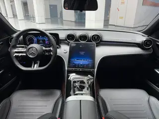 Mercedes-Benz C-Class 2022 C 200 L Sports version interior photo 13 Mercedes-Benz C-Class 2022 C 200 L Sports version interior photo 13