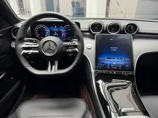 Mercedes-Benz C-Class 2022 C 200 L Sports version interior photo 14 Mercedes-Benz C-Class 2022 C 200 L Sports version interior photo 14