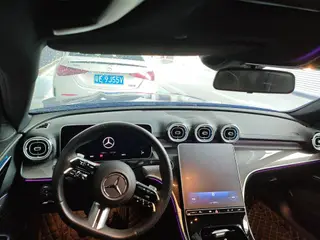 Mercedes-Benz C-Class 2024 Deuxième lifting C 260 L Version sportive intérieur photo 8