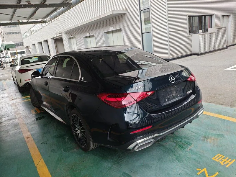Mercedes-Benz C-Class 2024 Deuxième lifting C 260 L Version sportive intérieur photo 9