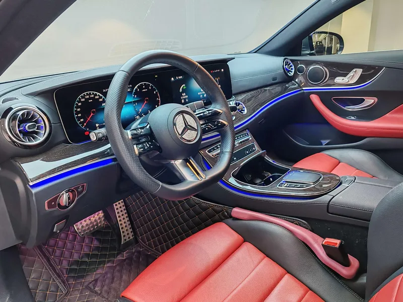 Mercedes-Benz E-Class (Imported) 2023 E 260 Coupé exterior foto 8