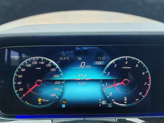 Mercedes-Benz E-Class (Imported) 2023 E 260 Coupé exterior foto 10