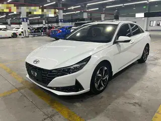 Hyundai Elantra 2022 1.5L CVT GLX Versión de élite