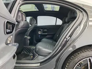 Mercedes-Benz C-Class 2023 C 260 L Хао Ночная спортивная версия интерьер фото 12