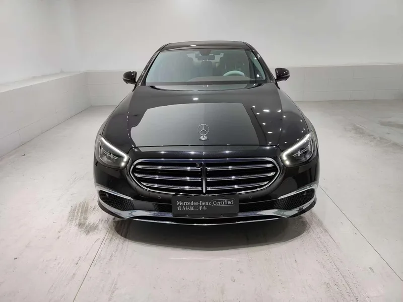 Mercedes-Benz E-Class 2022 E 300 L Style tendance Voiture extérieur photo 2 Mercedes-Benz E-Class 2022 E 300 L Style tendance Voiture extérieur photo 2