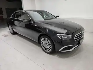 Mercedes-Benz E-Class 2022 E 300 L Style tendance Voiture extérieur photo 6 Mercedes-Benz E-Class 2022 E 300 L Style tendance Voiture extérieur photo 6