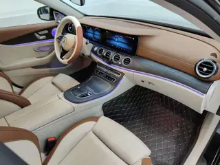 Mercedes-Benz E-Class 2022 E 300 L Style tendance Voiture intérieur photo 17 Mercedes-Benz E-Class 2022 E 300 L Style tendance Voiture intérieur photo 17