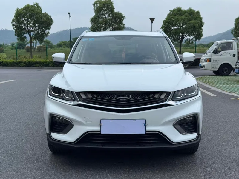 Geely Coolray 2019 Спортивная модель 260T DCT Battle Страна В. экстерьер фото 2 Geely Coolray 2019 Спортивная модель 260T DCT Battle Страна В. экстерьер фото 2