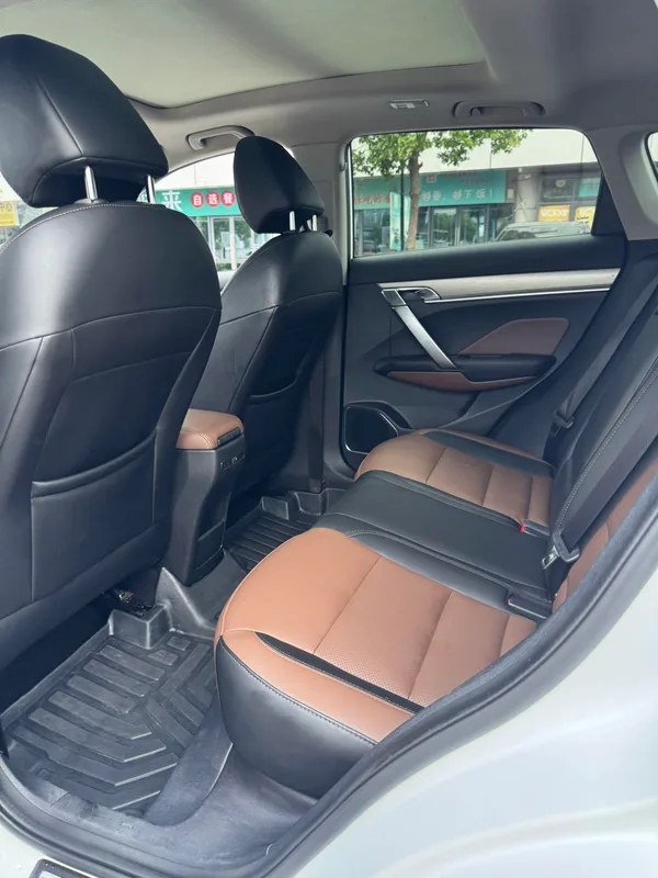 Geely Coolray 2019 Спортивная модель 260T DCT Battle Страна В. интерьер фото 9 Geely Coolray 2019 Спортивная модель 260T DCT Battle Страна В. интерьер фото 9