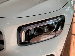 Mercedes-Benz GLB 2022 Модификация GLB 200 Динамичный тип интерьер фото 16